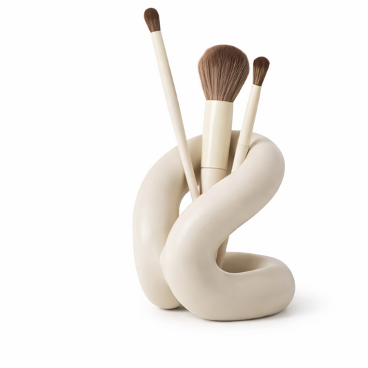 Nordic Ceramic Makeup Brush Holder – Minimalist Vanity Organizer